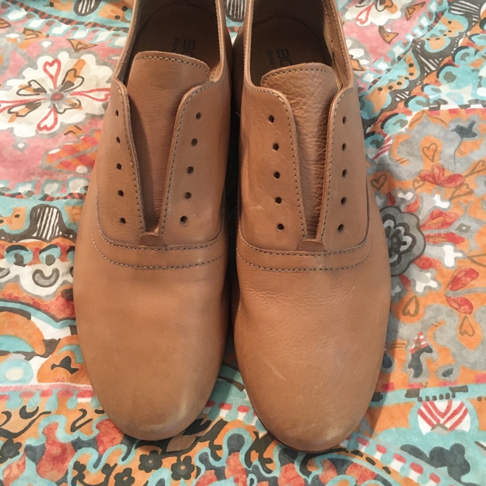 Boemos Leather Oxford Flats